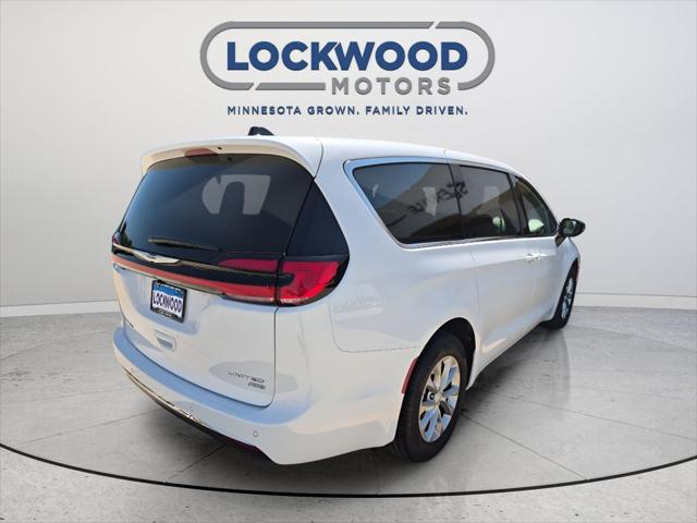 2026 Chrysler Pacifica Limited AWD