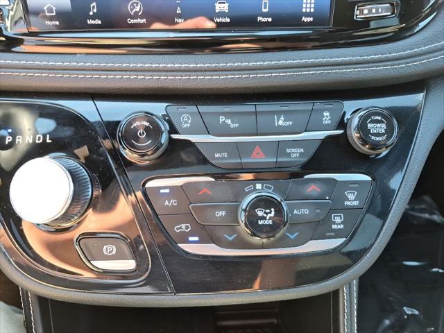2026 Chrysler Pacifica Limited AWD