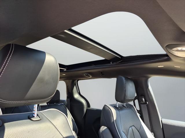 2026 Chrysler Pacifica Limited AWD