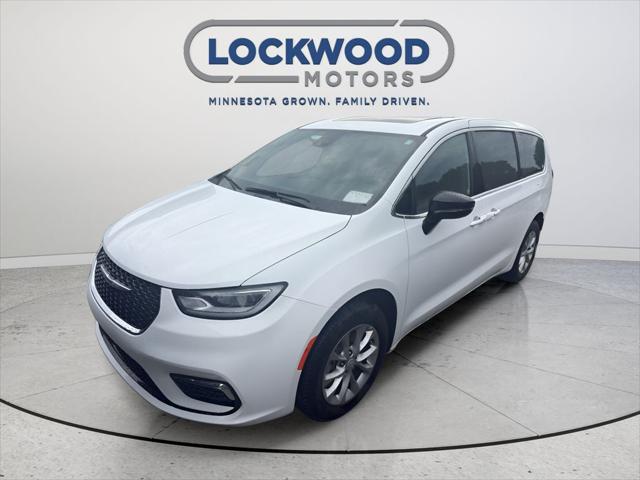 2026 Chrysler Pacifica Limited AWD for sale in Marshall, MN