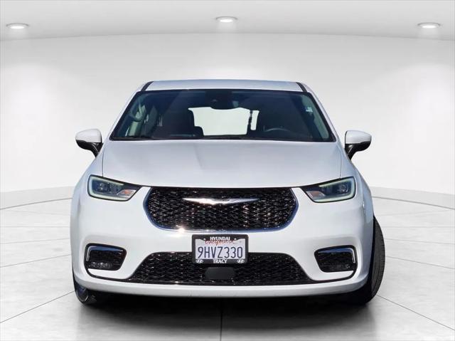 2023 Chrysler Pacifica Hybrid Touring L
