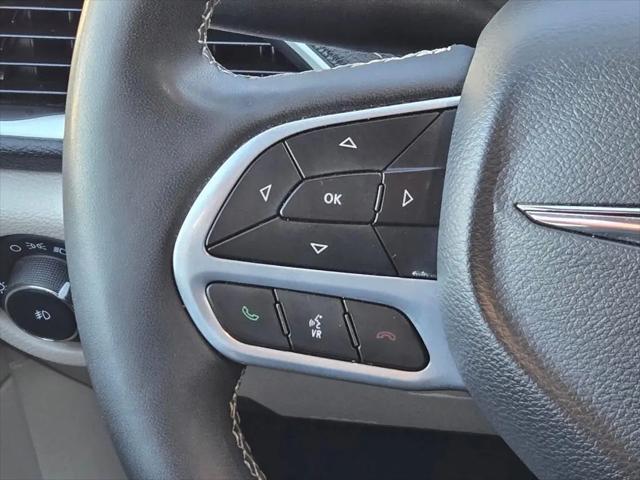 2023 Chrysler Pacifica Hybrid Touring L