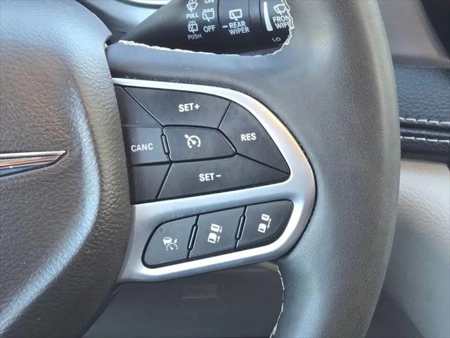 2023 Chrysler Pacifica Hybrid Touring L