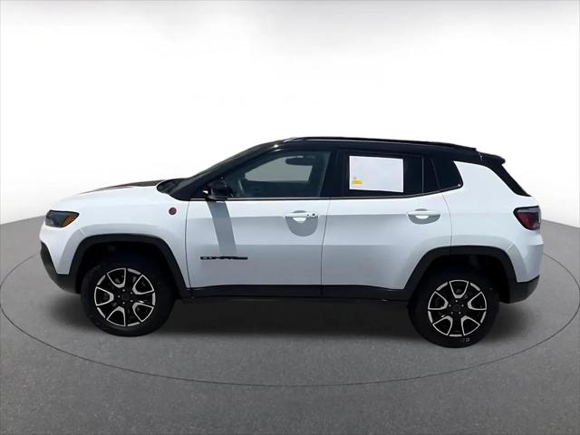 2025 Jeep Compass Trailhawk 4x4