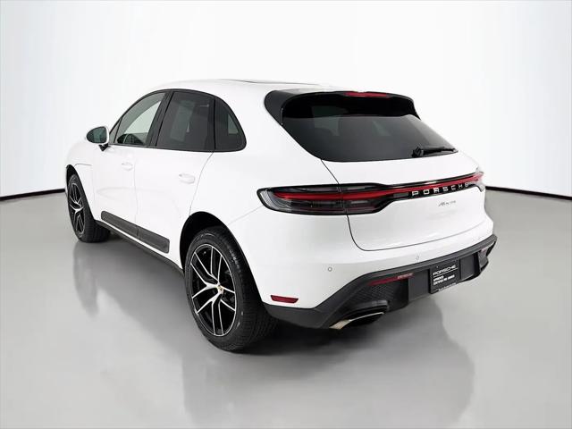 2023 Porsche Macan Macan