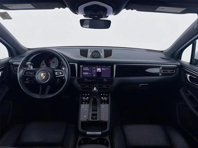 2023 Porsche Macan Macan