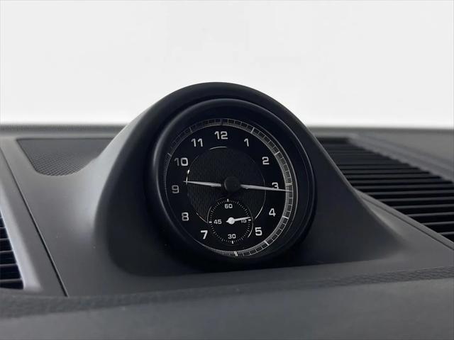 2023 Porsche Macan Macan