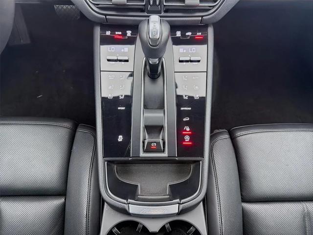 2023 Porsche Macan Macan