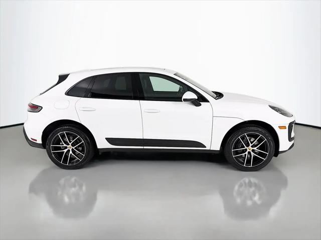 2023 Porsche Macan Macan