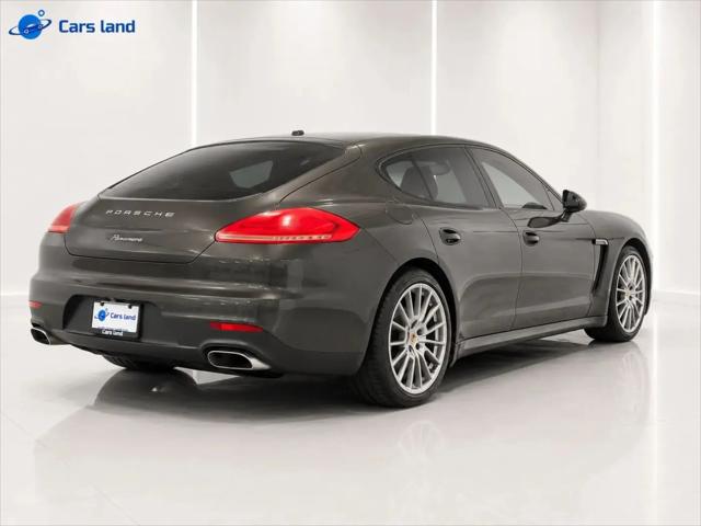 2015 Porsche Panamera 2