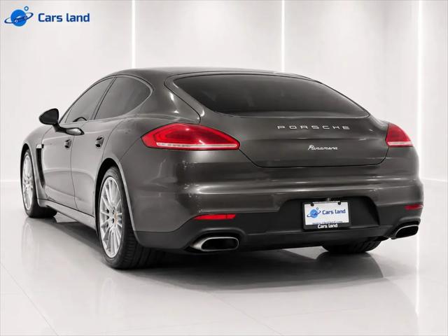 2015 Porsche Panamera 2