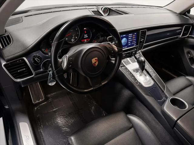 2015 Porsche Panamera 2