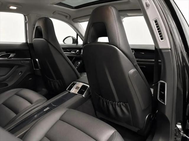 2015 Porsche Panamera 2
