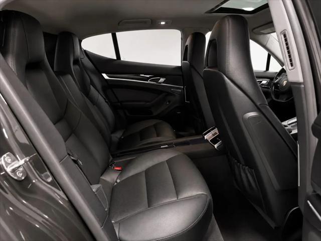 2015 Porsche Panamera 2