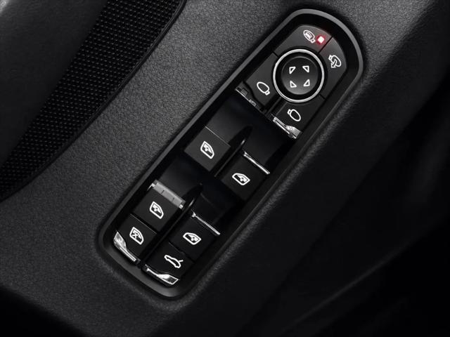 2015 Porsche Panamera 2