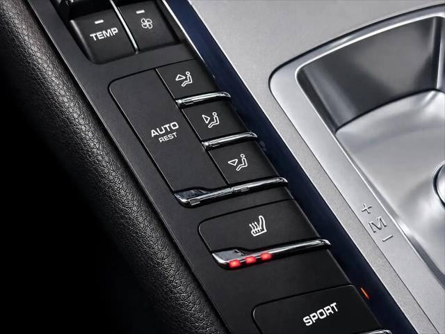 2015 Porsche Panamera 2
