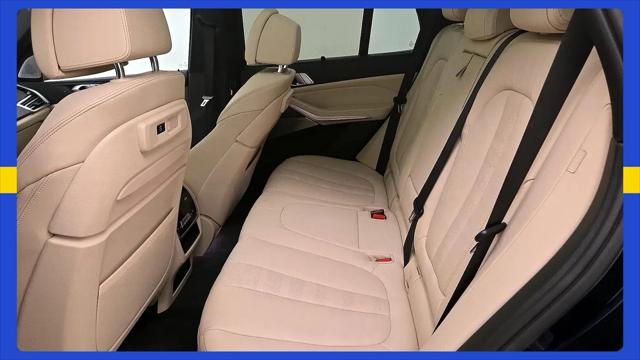 2021 BMW X5 M50i