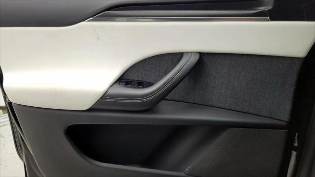 2022 Tesla Model X Plaid Tri Motor All-Wheel Drive