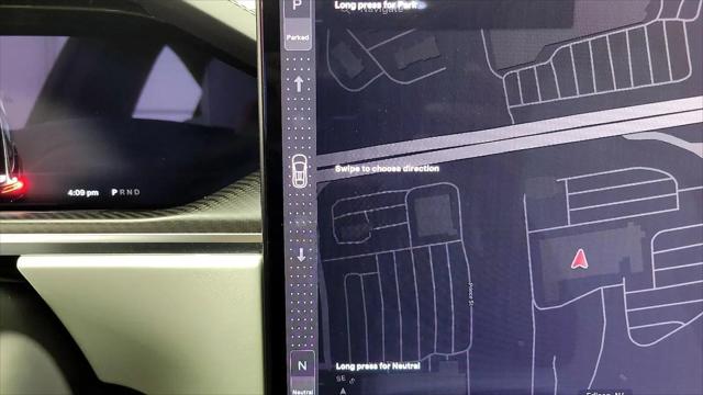 2022 Tesla Model X Plaid Tri Motor All-Wheel Drive