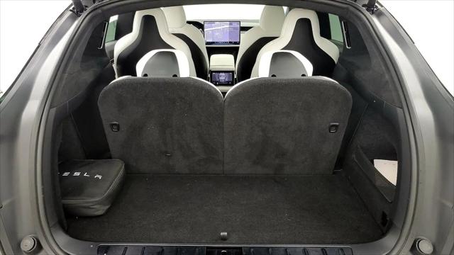 2022 Tesla Model X Plaid Tri Motor All-Wheel Drive