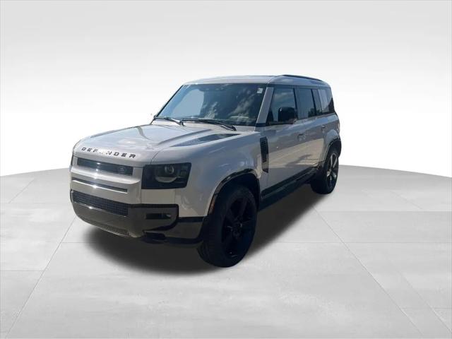 2026 Land Rover Defender P400 X-Dynamic SE for sale in Akron, OH