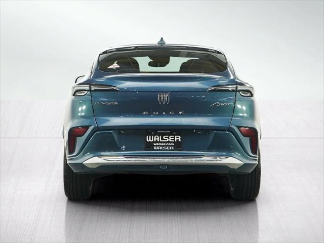 2024 Buick NV Avenir FWD