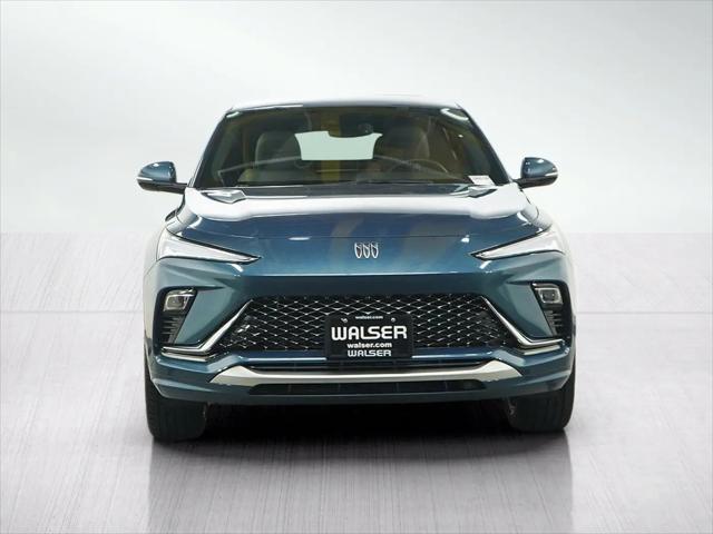 2024 Buick NV Avenir FWD