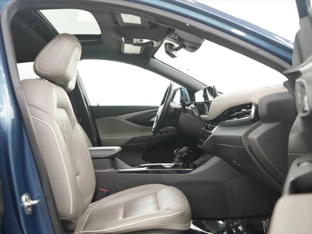 2024 Buick NV Avenir FWD
