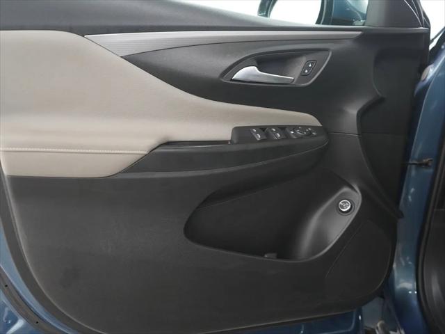 2024 Buick NV Avenir FWD