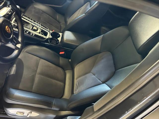 2017 Porsche Macan Macan