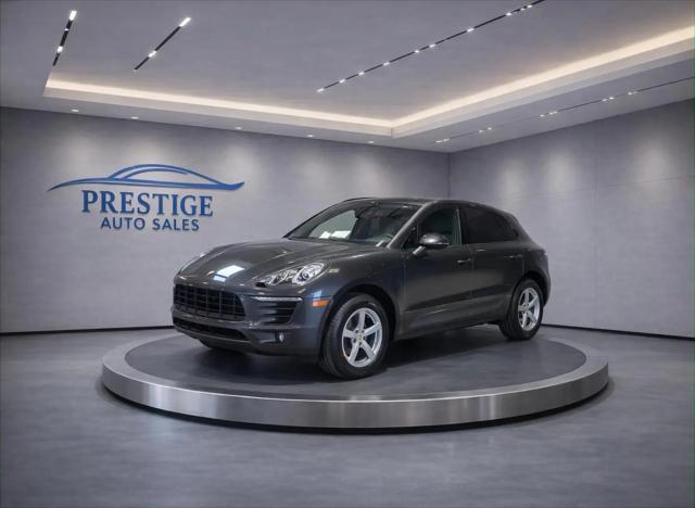 2017 Porsche Macan Macan