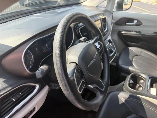2021 Chrysler Voyager LXI