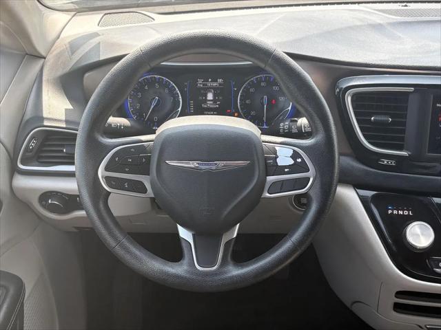 2021 Chrysler Voyager LXI