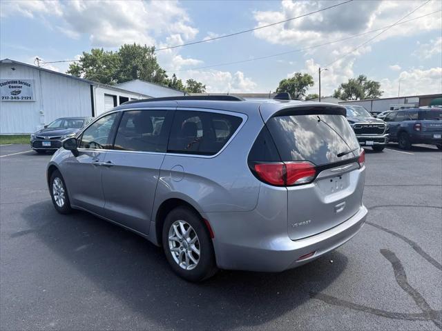 2021 Chrysler Voyager LXI