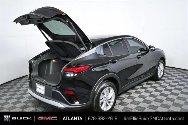 2026 Buick NV Preferred FWD