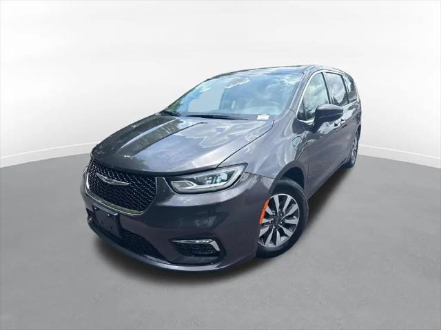 2023 Chrysler Pacifica Hybrid Touring L for sale in Roswell, GA
