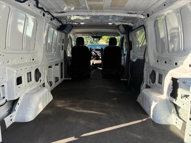 2023 Ford Transit Cargo Van T-150