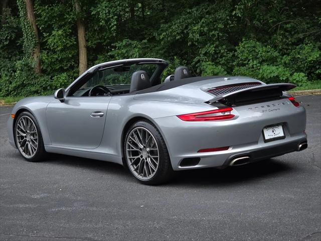 2018 Porsche 911 Carrera
