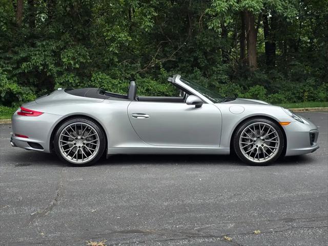 2018 Porsche 911 Carrera