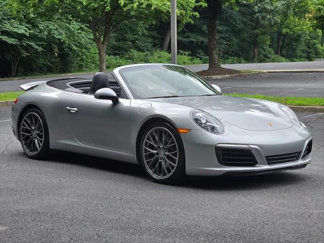 2018 Porsche 911 Carrera