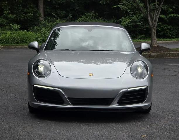 2018 Porsche 911 Carrera