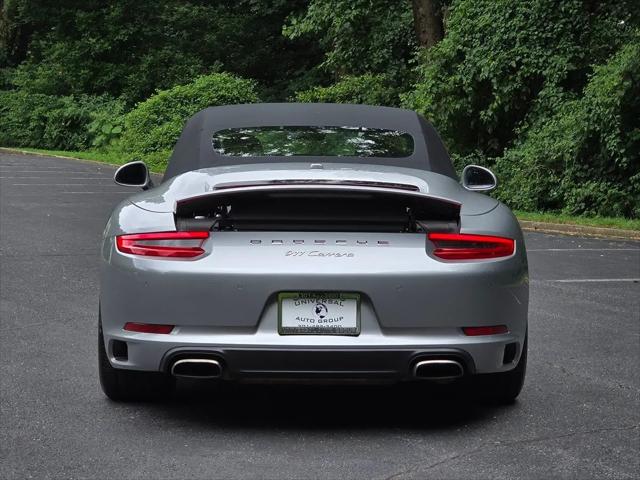 2018 Porsche 911 Carrera
