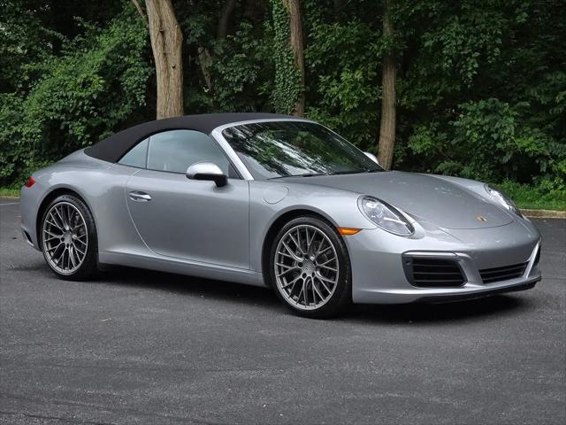 2018 Porsche 911 Carrera