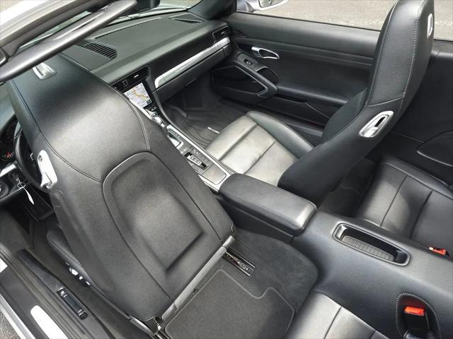2018 Porsche 911 Carrera