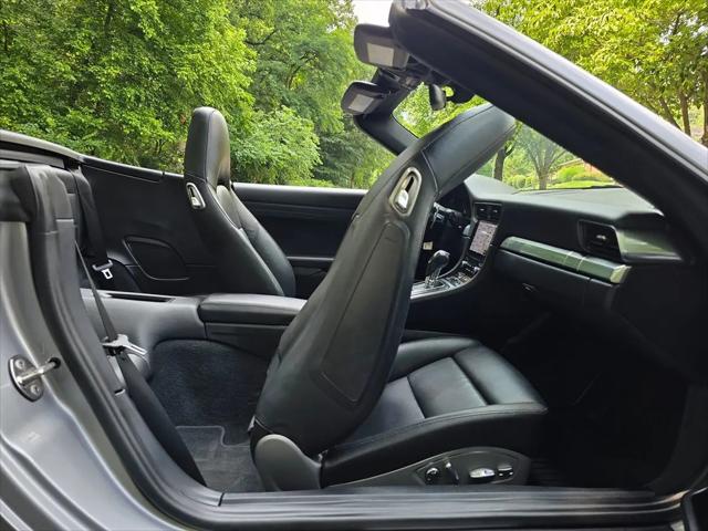 2018 Porsche 911 Carrera