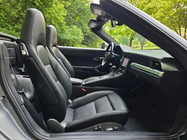 2018 Porsche 911 Carrera