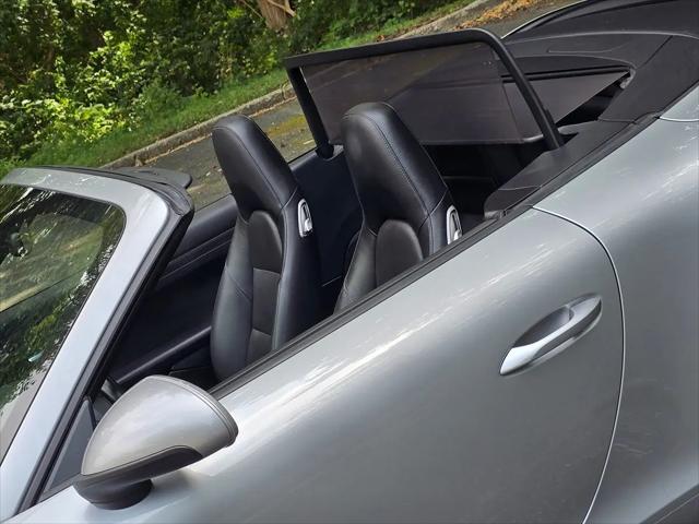 2018 Porsche 911 Carrera