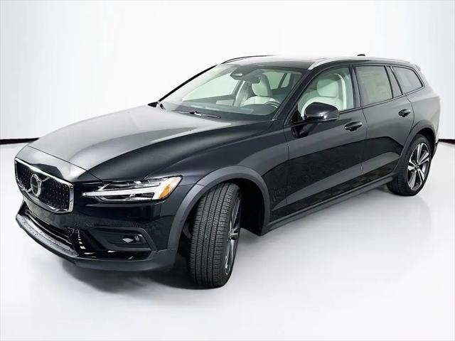 2026 Volvo V60 Cross Country Plus, B5 AWD Gas (mild hybrid) for sale in Martinez, GA