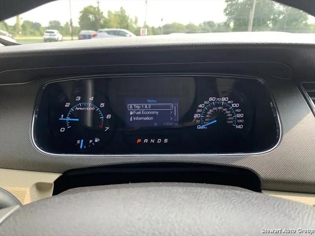 2016 Ford Taurus SE