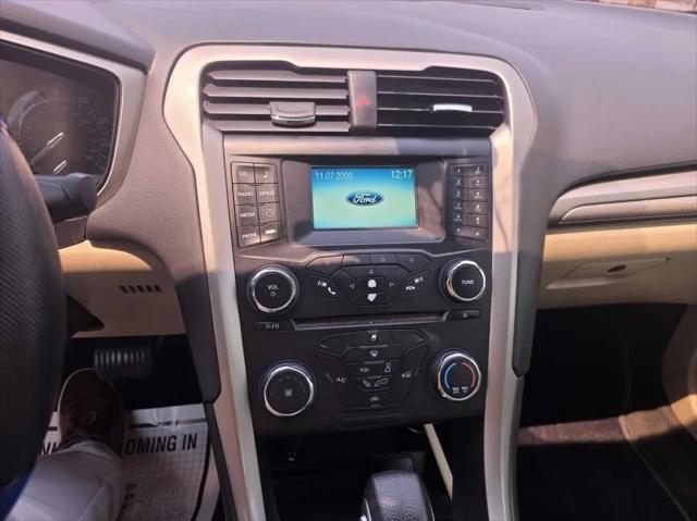 2013 Ford Fusion SE